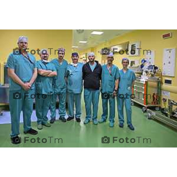 Ospedale GSD San Marco Zingonia lo staf medico chirurgia bariatrica da sx Govanni Cesana Alberto Oldani Davide Moioli Stefano Olmi Matteo Uccelli Riccardo Giorgi Adelinda Zanoni 09-Aprile 2026 Bergamo Italia foto Tiziano Manzoni Lapresse