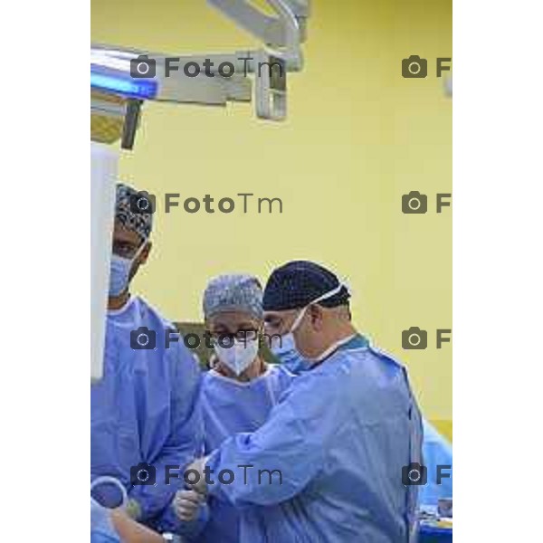 Ospedale GSD San Marco Zingonia lo staf medico chirurgia bariatrica nella foto Stefano Olmi in sala operatoria 09-Aprile 2026 Bergamo Italia foto Tiziano Manzoni Lapresse