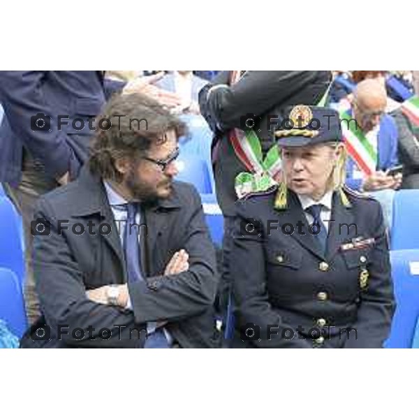 Bergamo festa della polizia con il questore Vincenzo Nicolì, e il prefetto Luca Rotondi e gli encomi agli agenti. Pm Marchisio con Monica Porta 10 Aprile o 2026 Bergamo Italia foto Tiziano Manzoni Lapresse