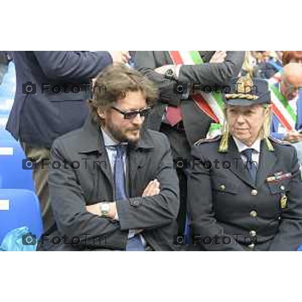 Bergamo festa della polizia con il questore Vincenzo Nicolì, e il prefetto Luca Rotondi e gli encomi agli agenti. Pm Marchisio con Monica Porta 10 Aprile o 2026 Bergamo Italia foto Tiziano Manzoni Lapresse