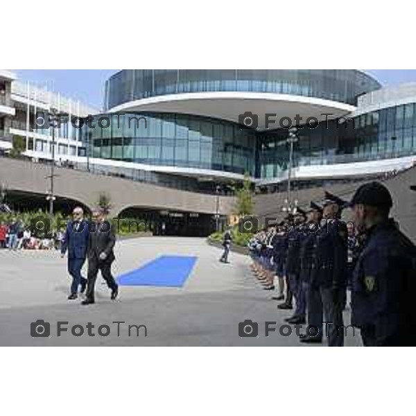 Bergamo festa della polizia con il questore Vincenzo Nicolì, e il prefetto Luca Rotondi e gli encomi agli agenti. 10 Aprile o 2026 Bergamo Italia foto Tiziano Manzoni Lapresse
