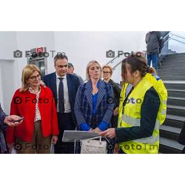 Bergamo, 15 marzo 2026 - Inaugurazione del nuovo sottopassaggio della Stazione di Bergamo alla presenza di Lucio Menta, Direttore Investimenti Rete Ferroviaria Italiana (Gruppo FS), Elena Carnevali, Sindaco di Bergamo e Claudia Maria Terzi, Assessore alle Infrastrutture e Opere pubbliche Regione Lombardia - Foto cantiere Stazione di Bergamo.