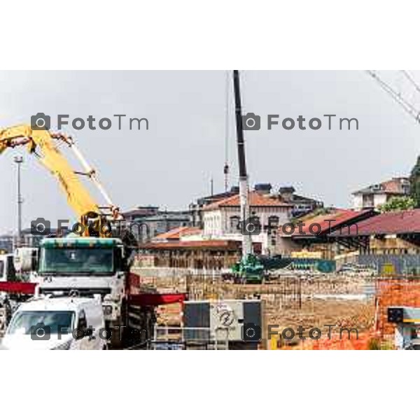 Bergamo, 15 marzo 2026 - Inaugurazione del nuovo sottopassaggio della Stazione di Bergamo alla presenza di Lucio Menta, Direttore Investimenti Rete Ferroviaria Italiana (Gruppo FS), Elena Carnevali, Sindaco di Bergamo e Claudia Maria Terzi, Assessore alle Infrastrutture e Opere pubbliche Regione Lombardia - Foto cantiere Stazione di Bergamo.