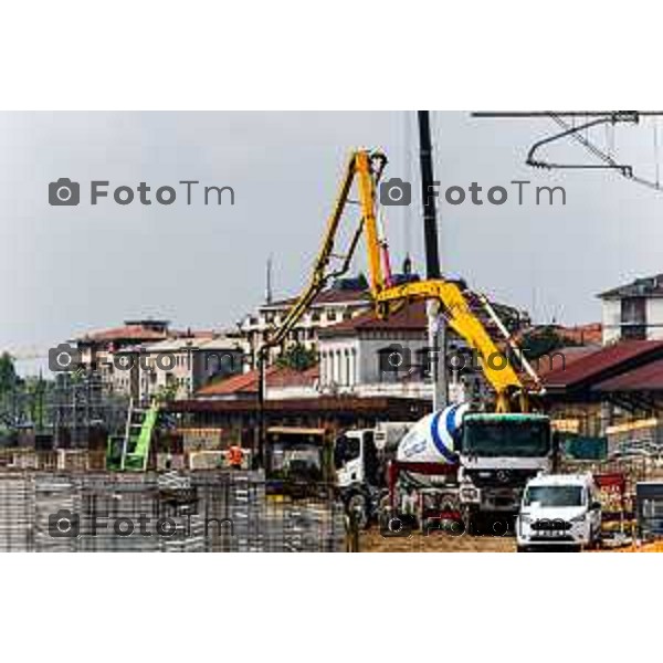 Bergamo, 15 marzo 2026 - Inaugurazione del nuovo sottopassaggio della Stazione di Bergamo alla presenza di Lucio Menta, Direttore Investimenti Rete Ferroviaria Italiana (Gruppo FS), Elena Carnevali, Sindaco di Bergamo e Claudia Maria Terzi, Assessore alle Infrastrutture e Opere pubbliche Regione Lombardia - Foto cantiere Stazione di Bergamo.