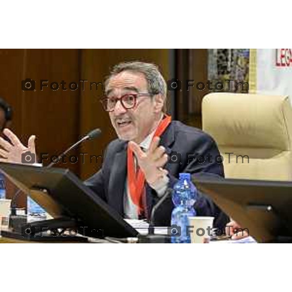 Assemblea nazionale di ALI - Autonomie Locali Italiane, appuntamento annuale che riunisce sindaci, amministratori locali e rappresentanti delle istituzioni, del mondo accademico e civile, per confrontarsi sulle politiche e sulle sfide di città e territori. Nella foto: ectio di Luigi Carbone, 17 Aprile 2026 Bergamo Italia Foto Tiziano Manzoni Lapresse