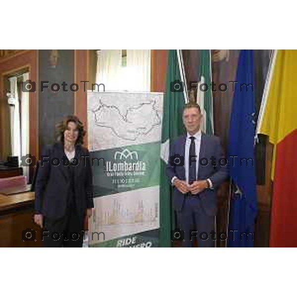 Bergamo presentazione ufficiale del Giro di Lombardia 2026 120 organizzato da RCS Sport Norma Gimondi e il cugino federico Gimondi 21 Aprile 2026 Bergamo Italia Foto Tiziano Manzoni Lapresse