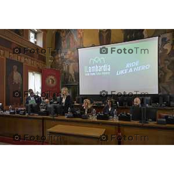 Bergamo presentazione ufficiale del Giro di Lombardia 2026 120 organizzato da RCS Sport 21 Aprile 2026 Bergamo Italia Foto Tiziano Manzoni Lapresse