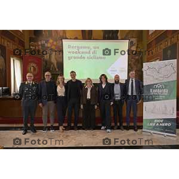 Bergamo presentazione ufficiale del Giro di Lombardia 2026 120 organizzato da RCS Sport 21 Aprile 2026 Bergamo Italia Foto Tiziano Manzoni Lapresse