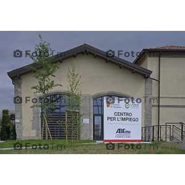 Treviglio Inaugurazione Polo Lavoro Treviglio Centro per l\'impiego con aule di formazione per adulti 22 Aprile 2026 Bergamo Italia Foto Tiziano Manzoni Lapresse