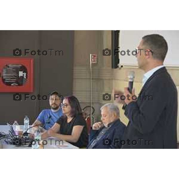 Fiera dei Librai Bergamo, l\'artista Andrea Mastrovito presenta il podcast "Le mani e la mente", 24- Aprile 2026 2026 Montello Italia foto Tiziano Manzoni Lapresse