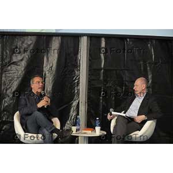 «Fiera dei Librai» Giovanni Floris, che presenta il suo libro «Asini che volano», 24- Aprile 2026 2026 Montello Italia foto Tiziano Manzoni Lapresse