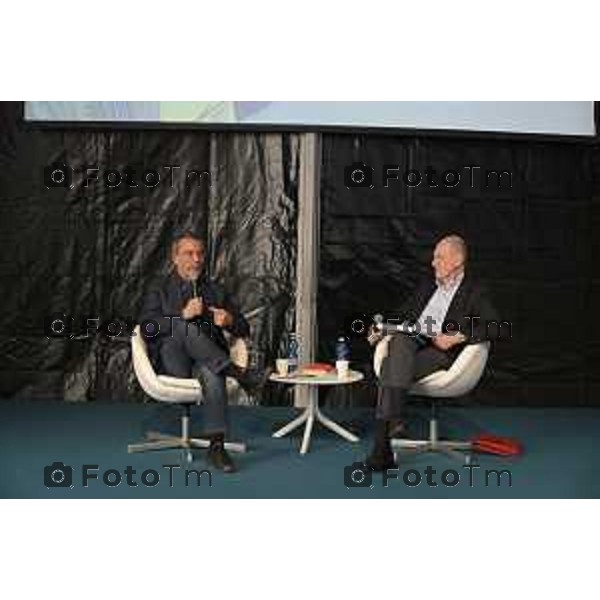 «Fiera dei Librai» Giovanni Floris, che presenta il suo libro «Asini che volano», 24- Aprile 2026 2026 Montello Italia foto Tiziano Manzoni Lapresse