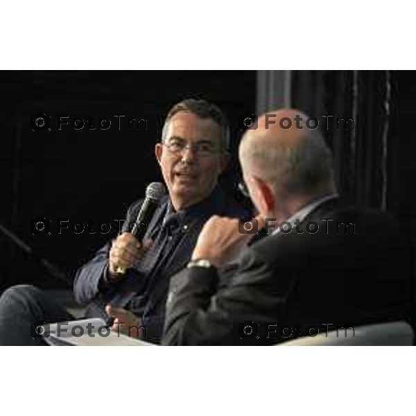 «Fiera dei Librai» Giovanni Floris, che presenta il suo libro «Asini che volano», 24- Aprile 2026 2026 Montello Italia foto Tiziano Manzoni Lapresse