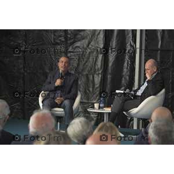 «Fiera dei Librai» Giovanni Floris, che presenta il suo libro «Asini che volano», 24- Aprile 2026 2026 Montello Italia foto Tiziano Manzoni Lapresse