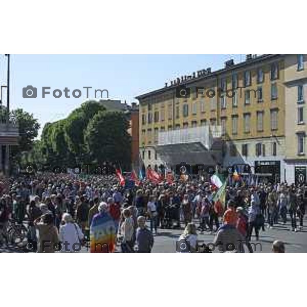 Bergamo festa liberazione corteo e piazza liberta 25 Aprile 2026 25 Aprile 2026 Bergamo Italia Foto Tiziano Manzoni Lapresse
