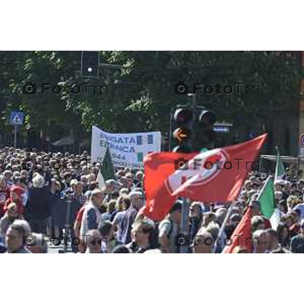Bergamo festa liberazione corteo e piazza liberta 25 Aprile 2026 25 Aprile 2026 Bergamo Italia Foto Tiziano Manzoni Lapresse