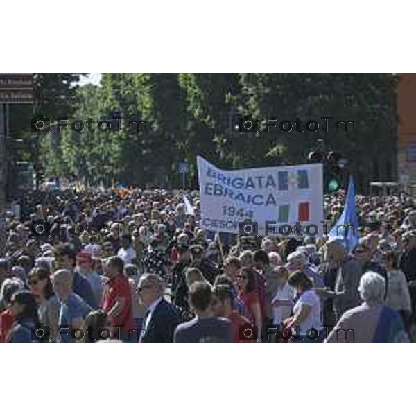 Bergamo festa liberazione corteo e piazza liberta 25 Aprile 2026 25 Aprile 2026 Bergamo Italia Foto Tiziano Manzoni Lapresse