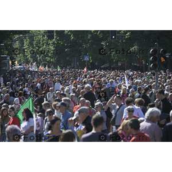 Bergamo festa liberazione corteo e piazza liberta 25 Aprile 2026 25 Aprile 2026 Bergamo Italia Foto Tiziano Manzoni Lapresse