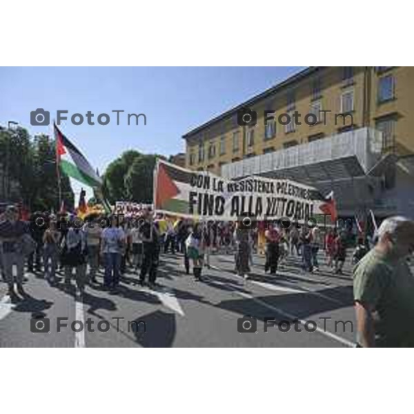Bergamo festa liberazione corteo e piazza liberta 25 Aprile 2026 25 Aprile 2026 Bergamo Italia Foto Tiziano Manzoni Lapresse
