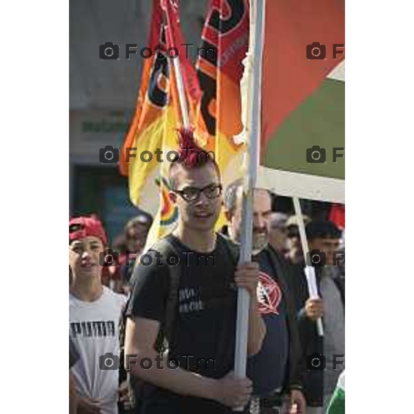 Bergamo festa liberazione corteo e piazza liberta 25 Aprile 2026 25 Aprile 2026 Bergamo Italia Foto Tiziano Manzoni Lapresse