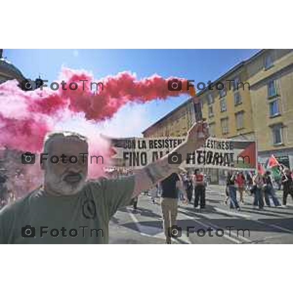 Bergamo festa liberazione corteo e piazza liberta 25 Aprile 2026 25 Aprile 2026 Bergamo Italia Foto Tiziano Manzoni Lapresse