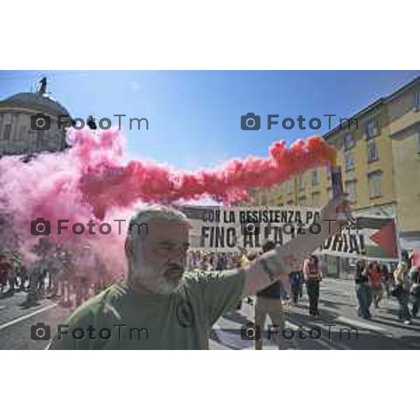 Bergamo festa liberazione corteo e piazza liberta 25 Aprile 2026 25 Aprile 2026 Bergamo Italia Foto Tiziano Manzoni Lapresse