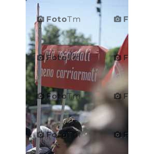 Bergamo festa liberazione corteo e piazza liberta 25 Aprile 2026 25 Aprile 2026 Bergamo Italia Foto Tiziano Manzoni Lapresse