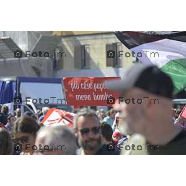 Bergamo festa liberazione corteo e piazza liberta 25 Aprile 2026 25 Aprile 2026 Bergamo Italia Foto Tiziano Manzoni Lapresse