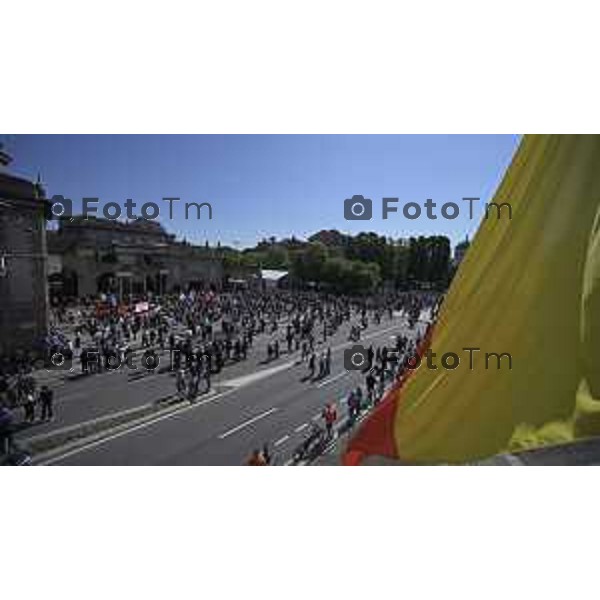 Bergamo festa liberazione corteo e piazza liberta 25 Aprile 2026 25 Aprile 2026 Bergamo Italia Foto Tiziano Manzoni Lapresse