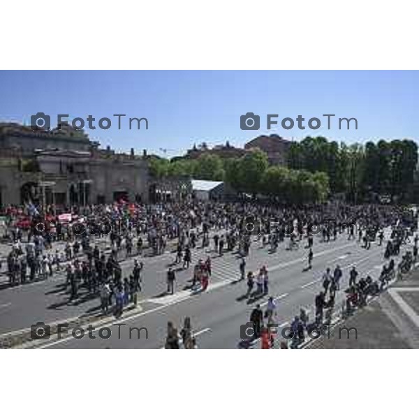 Bergamo festa liberazione corteo e piazza liberta 25 Aprile 2026 25 Aprile 2026 Bergamo Italia Foto Tiziano Manzoni Lapresse