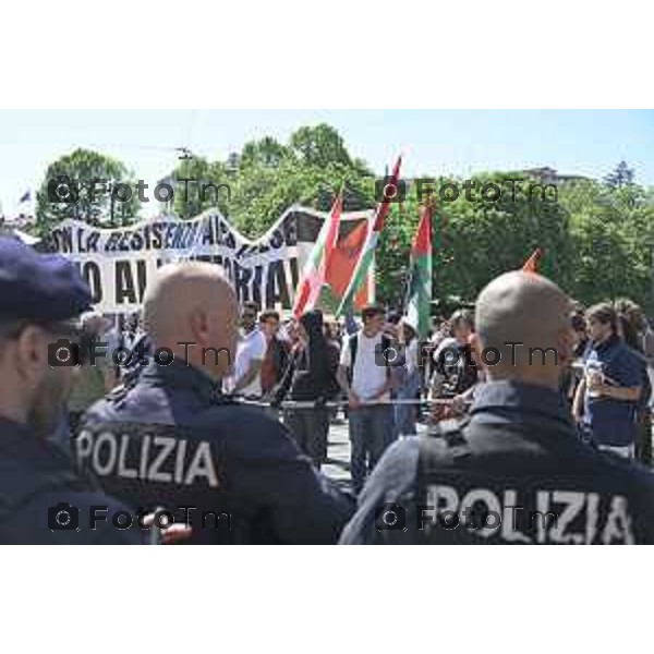Bergamo festa liberazione corteo e piazza liberta 25 Aprile 2026 25 Aprile 2026 Bergamo Italia Foto Tiziano Manzoni Lapresse