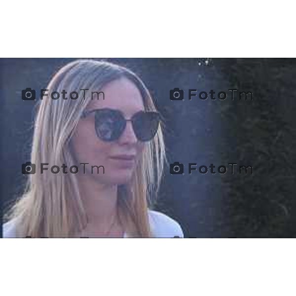 Bergamo omicidio Pamela Genini Elisa Bortolotti amica all\'uscita dai carabinieri 27 aprile 2026 Italia foto Tiziano Manzoni Lapresse