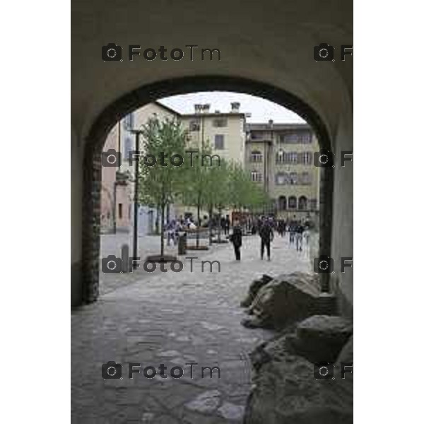 Bergamo Alta inaugurata piazza Angelini ex area di parcheggio 29 Aprile 2026 Bergamo Italia Foto Tiziano Manzoni Lapresse