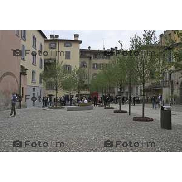 Bergamo Alta inaugurata piazza Angelini ex area di parcheggio 29 Aprile 2026 Bergamo Italia Foto Tiziano Manzoni Lapresse