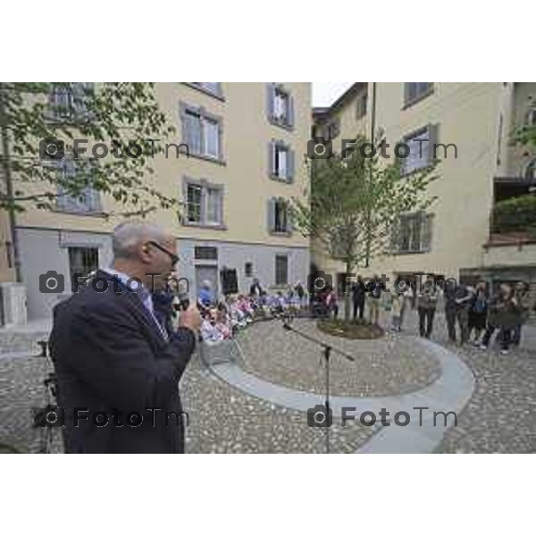 Bergamo Alta inaugurata piazza Angelini ex area di parcheggio 29 Aprile 2026 Bergamo Italia Foto Tiziano Manzoni Lapresse