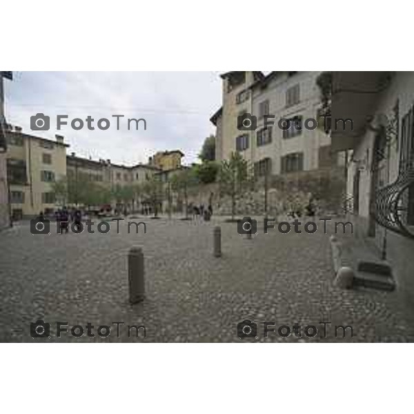 Bergamo Alta inaugurata piazza Angelini ex area di parcheggio 29 Aprile 2026 Bergamo Italia Foto Tiziano Manzoni Lapresse