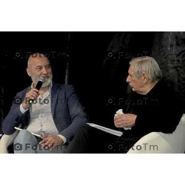 Bergamo Bergamo Fiera dei Libra» Alessandro Luca e don Luigi Ciotti, presentano il libro «Non siamo stati invincibili ma ce l’abbiamo messa tutta». 2 maggio 2026 cronaca Bergamo Italia Foto Tiziano Manzoni Lapresse