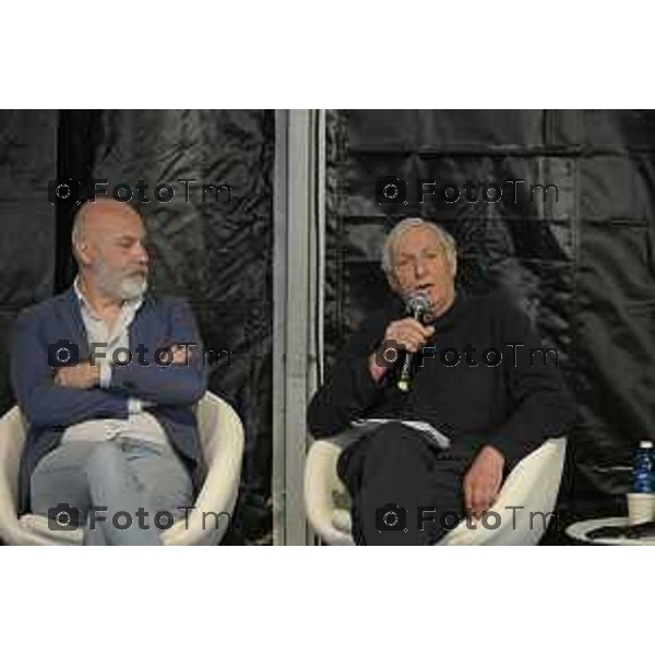 Bergamo Bergamo Fiera dei Libra» Alessandro Luca e don Luigi Ciotti, presentano il libro «Non siamo stati invincibili ma ce l’abbiamo messa tutta». 2 maggio 2026 cronaca Bergamo Italia Foto Tiziano Manzoni Lapresse