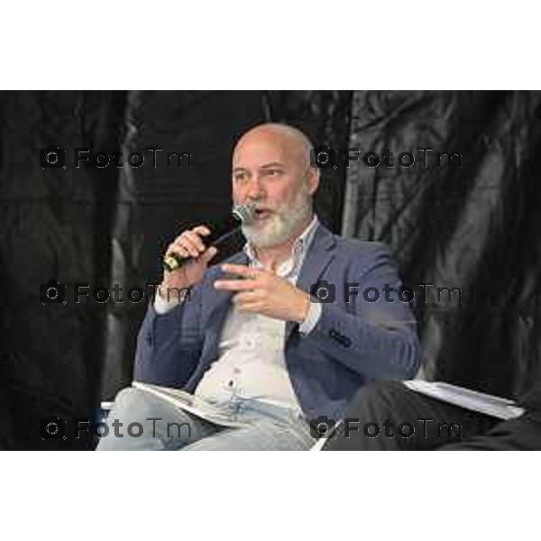 Bergamo Bergamo Fiera dei Libra» Alessandro Luca e don Luigi Ciotti, presentano il libro «Non siamo stati invincibili ma ce l’abbiamo messa tutta». 2 maggio 2026 cronaca Bergamo Italia Foto Tiziano Manzoni Lapresse