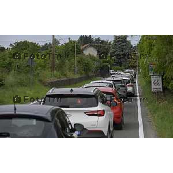 Calusco traffico verso il ponte di Paderno causa chiusura ponte di Brivio 4 maggio 2026 cronaca Bergamo Italia Foto Tiziano Manzoni Lapresse