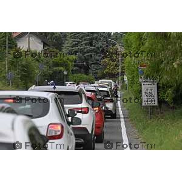 Calusco traffico verso il ponte di Paderno causa chiusura ponte di Brivio 4 maggio 2026 cronaca Bergamo Italia Foto Tiziano Manzoni Lapresse