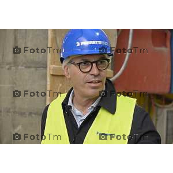 Bergamo sopralluogo all’ex principe di Napoli, via Pignolo l’avanzamento dei lavori, l’assessore alla Rigenerazione urbana Francesco Valesini, Luigi e Pietro Ferrara per Rinascimento Holding, Pia Locatelli, presidente della Fondazione A. J. Zaninoni, Leonardo Angelini, direttore dei lavori con Ferretti Casa. Francesco Valesini 4 maggio 2026 cronaca Bergamo Italia Foto Tiziano Manzoni Lapresse