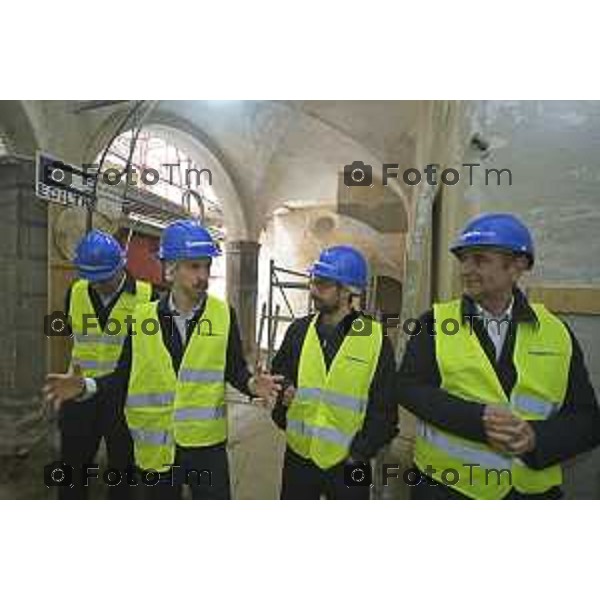 Bergamo sopralluogo all’ex principe di Napoli, via Pignolo l’avanzamento dei lavori, l’assessore alla Rigenerazione urbana Pietro Ferrara bergamo Italia Foto Tiziano Manzoni Lapresse