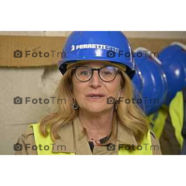 Bergamo sopralluogo all’ex principe di Napoli, via Pignolo l’avanzamento dei lavori, l’assessore alla Rigenerazione urbana Francesco Valesini, Luigi e Pietro Ferrara per Rinascimento Holding, Pia Locatelli, presidente della Fondazione A. J. Zaninoni, Leonardo Angelini, direttore dei lavori con Ferretti Casa. nella foto Elena Carnevali 4 maggio 2026 cronaca Bergamo Italia Foto Tiziano Manzoni Lapresse