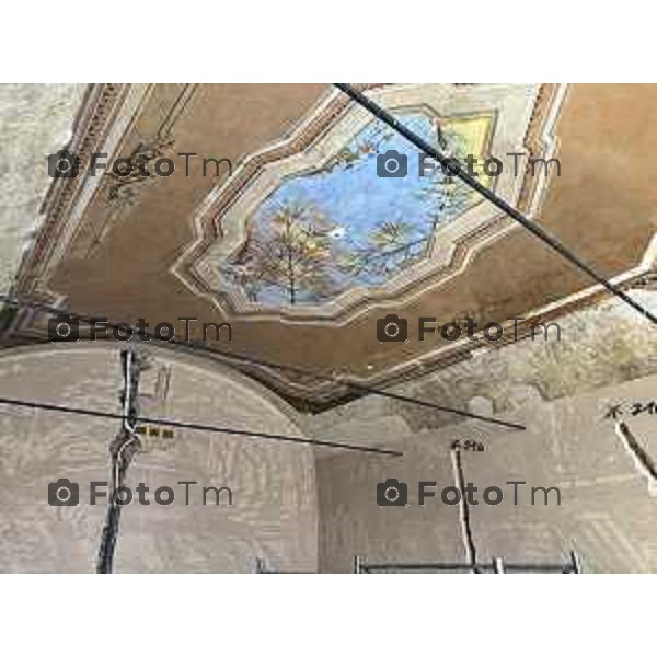 Bergamo sopralluogo all’ex principe di Napoli, via Pignolo l’avanzamento dei lavori, l’assessore alla Rigenerazione urbana Francesco Valesini, Luigi e Pietro Ferrara per Rinascimento Holding, Pia Locatelli, presidente della Fondazione A. J. Zaninoni, Leonardo Angelini, direttore dei lavori con Ferretti Casa. 4 maggio 2026 cronaca Bergamo Italia Foto Tiziano Manzoni Lapresse