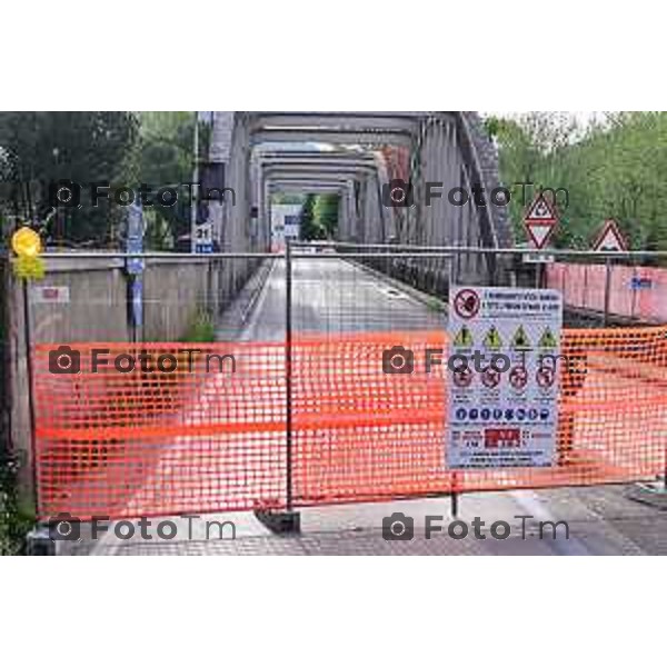 Cisano Bergamasco chiusura ponte di Brivio 4 maggio 2026 cronaca Bergamo Italia Foto Tiziano Manzoni Lapresse