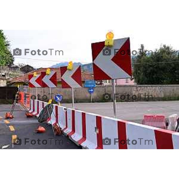Cisano Bergamasco chiusura ponte di Brivio 4 maggio 2026 cronaca Bergamo Italia Foto Tiziano Manzoni Lapresse