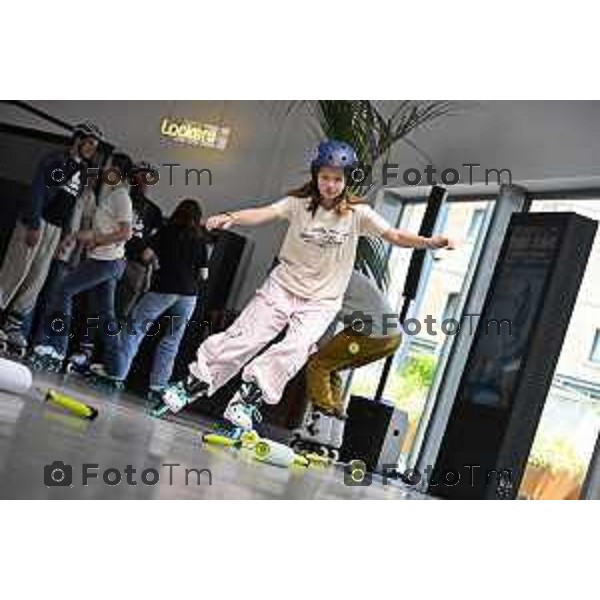 Bergamo spazio gres art 671 performance tra arte, sport Pennelli Cinghiale e Rollerblade. 7 maggio 2026 cronaca Bergamo Italia Foto Tiziano Manzoni Lapresse