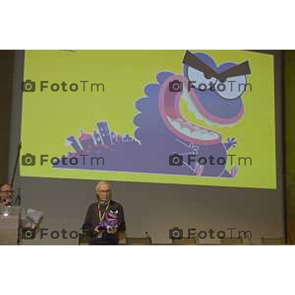 Bergamo Lillo, comico amatissimo — e prima ancora autore, sceneggiatore e disegnatore di fumetti — e Bruno Bozzetto, geniale animatore: due mostri sacri che si confrontano su come nasce la comicità. Magistralmente guidati da Valentina Mazzola i 16 maggio 2026 cronaca Bergamo Italia Foto Tiziano Manzoni Lapresse