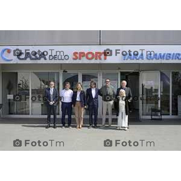 Bergamo Casa dello Sport "Yara Gambirasio" Bergamo presentazione di "Arbitri Italiani", l\'iniziativa con eventi per la promozione del far play Mario Mazzoleni; direttore Art Events ed ex arbitro di serie A; Marcella Messina, assessora allo Sport del Comune di Bergamo; Giovanni Malanchini, consigliere regionale; Fulvio Gambirasio, consigliere associazione La Passione di Yara; Daniele Tagliabue, curatore del progetto; Paolo Casarin, ex arbitro internazionale. 2 maggio 2026 cronaca Bergamo Italia Foto Tiziano Manzoni Lapresse